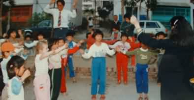 Missionary children joined right in with the other children in the street.